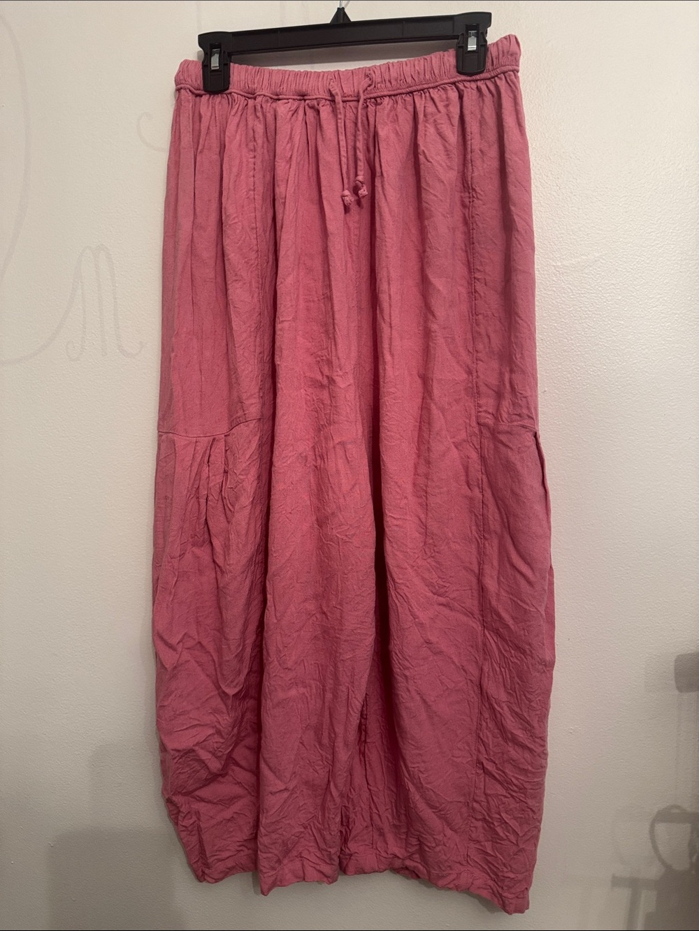 Free People Rose Pink Cropped Drawstring Pants Size Small …. they run big 😊